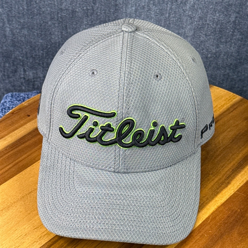 Titleist Hat Mens M/L Grey Polyester Stretch Fit A-Flex Pro V1 Golf Cap